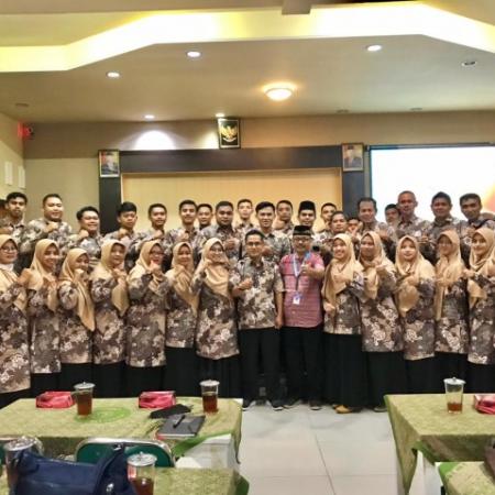 SMK MUHAMMADIYAH CIMANGGU MELAKUKAN STUDI BANDING KE SMK MUTU SUKOHARJO